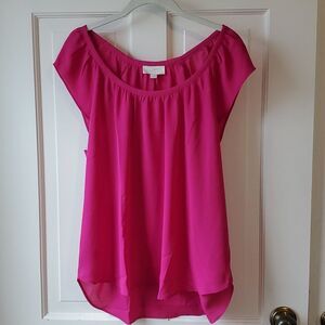NWT LOFT BRIGHT PINK FUCHSIA CAP SLEEVE TOP SIZE MEDIUM FLOWY SCOOP NECK